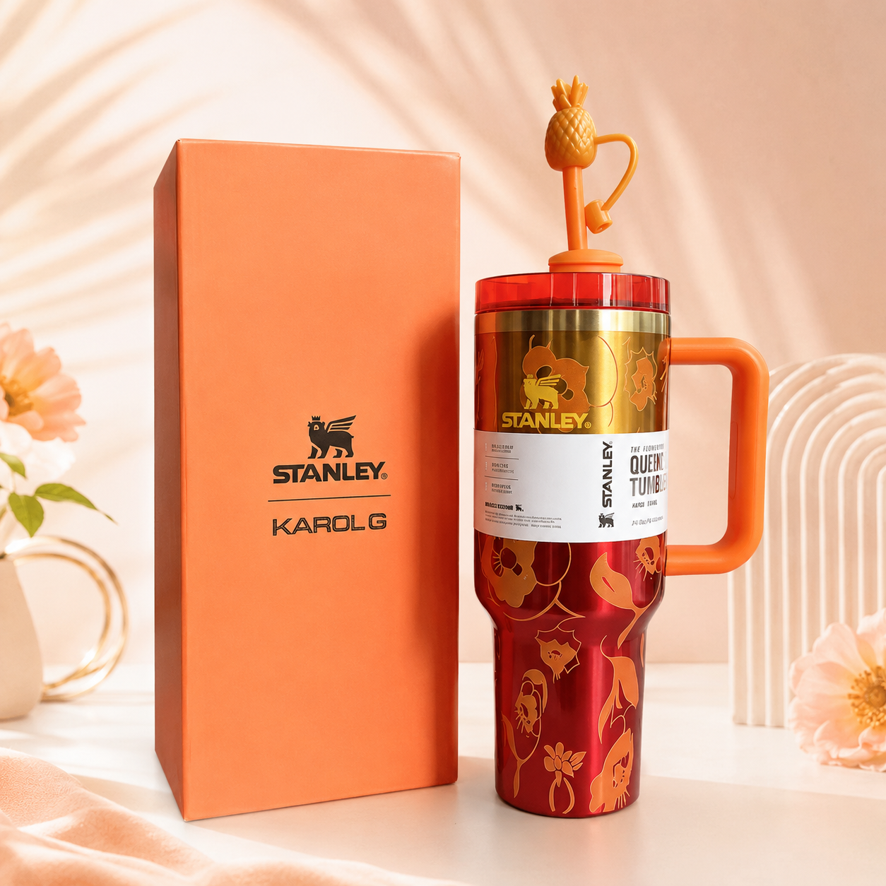 Termo Karol G Style – Vaso con Asa, Caja y Accesorio de Piña
