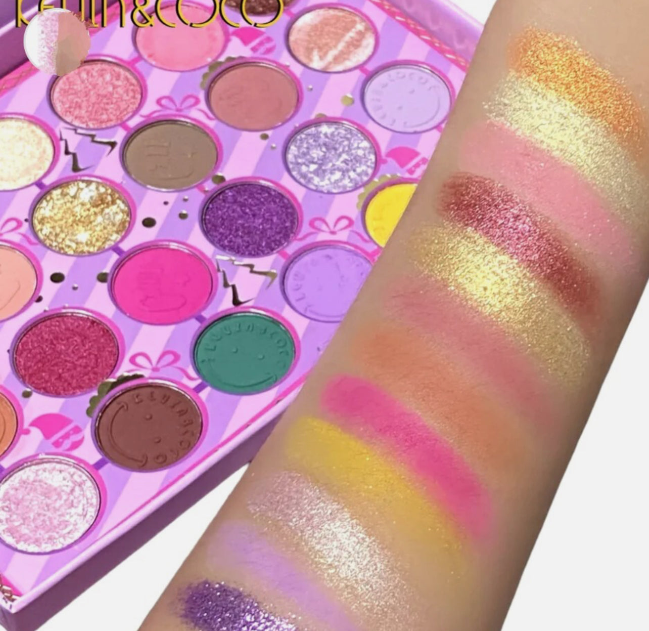 Set Navideño de Maquillaje KEVIN & COCO